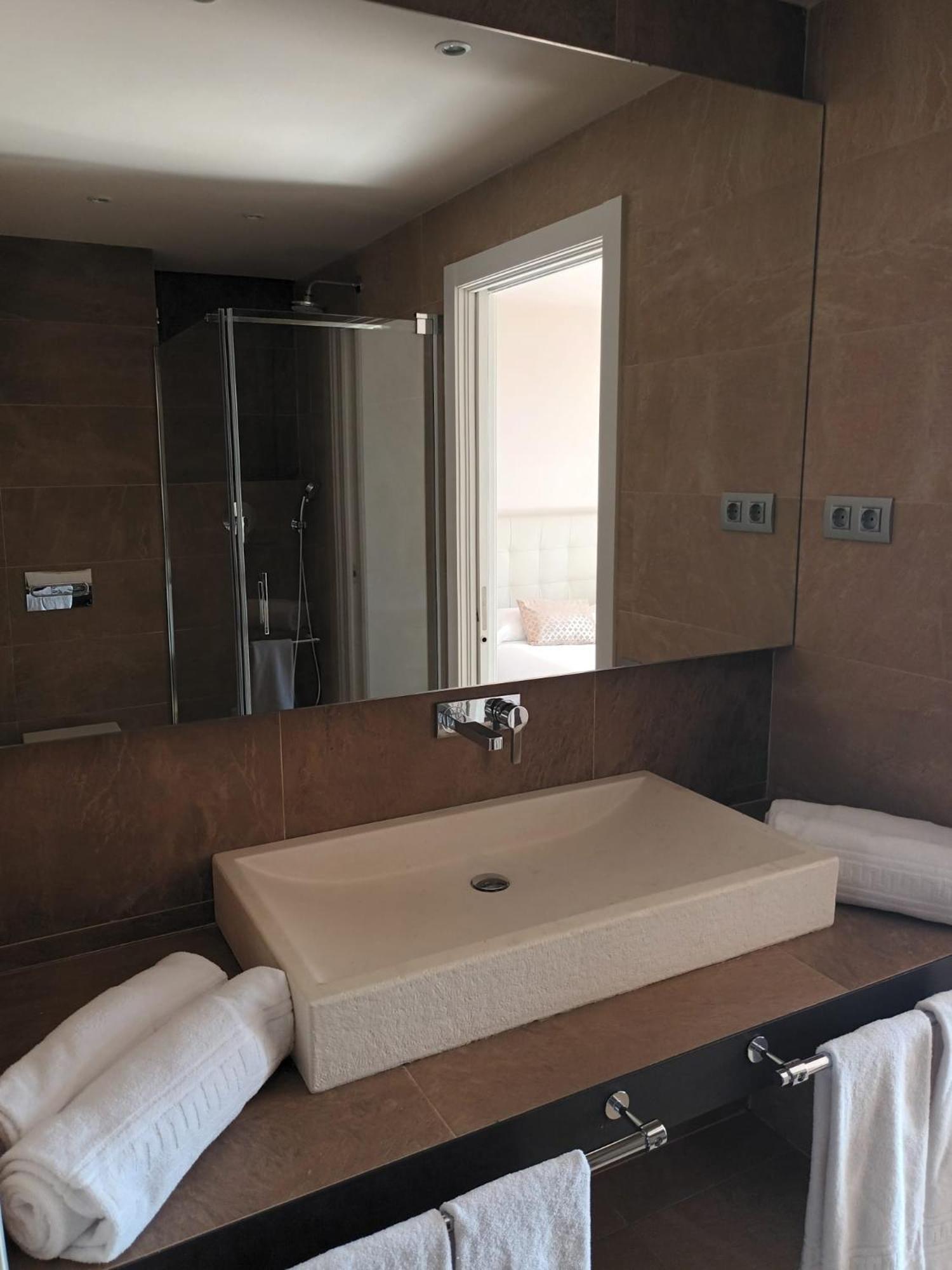 Hotel Monegal Barcelona Quarto foto